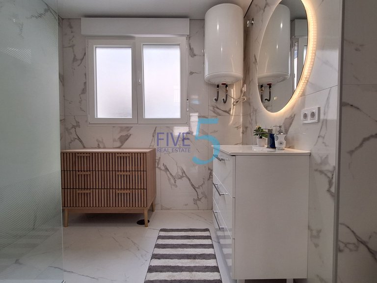 Apartment for Sale in Alicante, Valencia 6