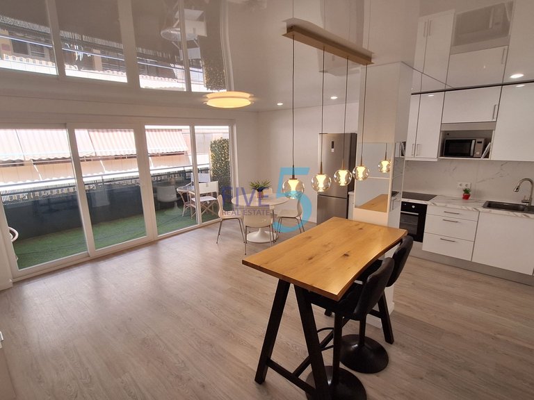 Apartment for Sale in Alicante, Valencia 5