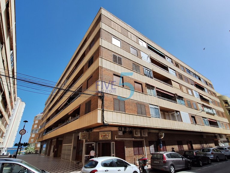Apartment for Sale in Alicante, Valencia 36