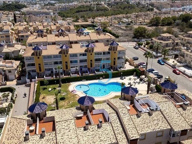 Villa for Sale in Alicante, Valencia 2