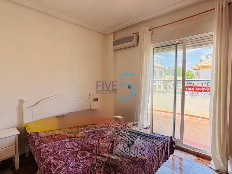 Villa for Sale in Alicante, Valencia 12
