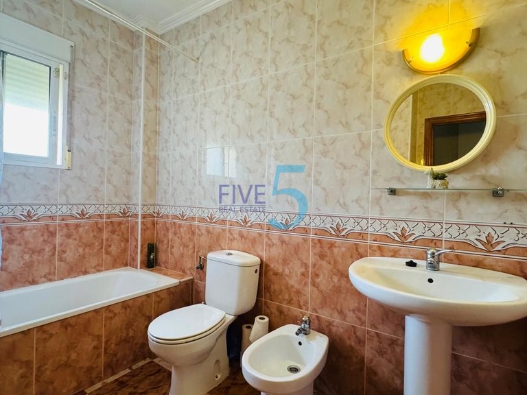 Villa for Sale in Alicante, Valencia 13