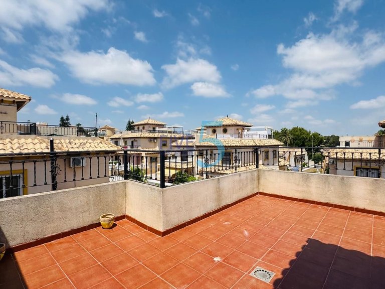 Villa for Sale in Alicante, Valencia 16