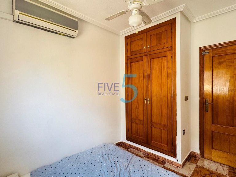 Villa for Sale in Alicante, Valencia 10