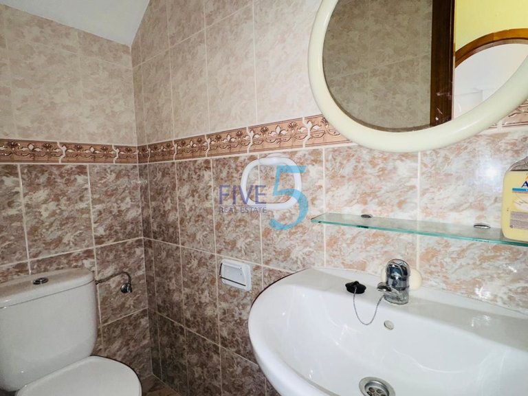 Villa for Sale in Alicante, Valencia 8