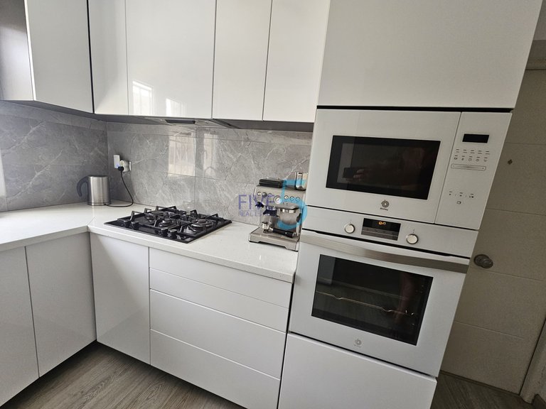 Villa for Sale in Alicante, Valencia 21