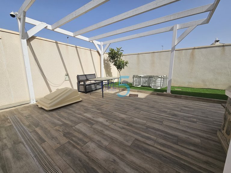 Villa for Sale in Alicante, Valencia 10