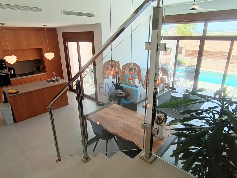 Villa for Sale in Alicante, Valencia 26