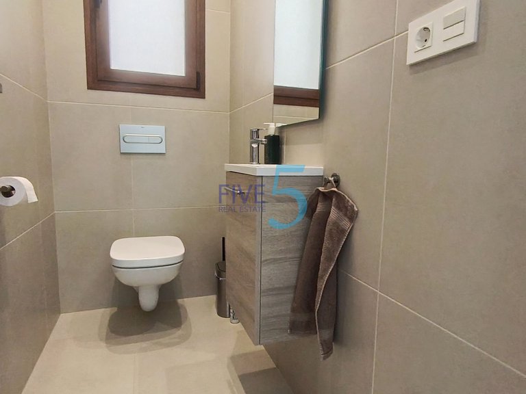 Villa for Sale in Alicante, Valencia 25