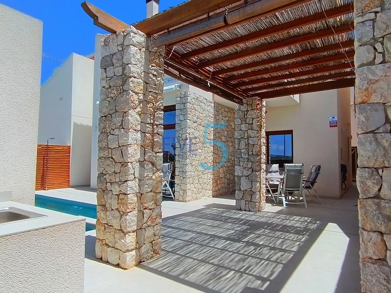 Villa for Sale in Alicante, Valencia 7