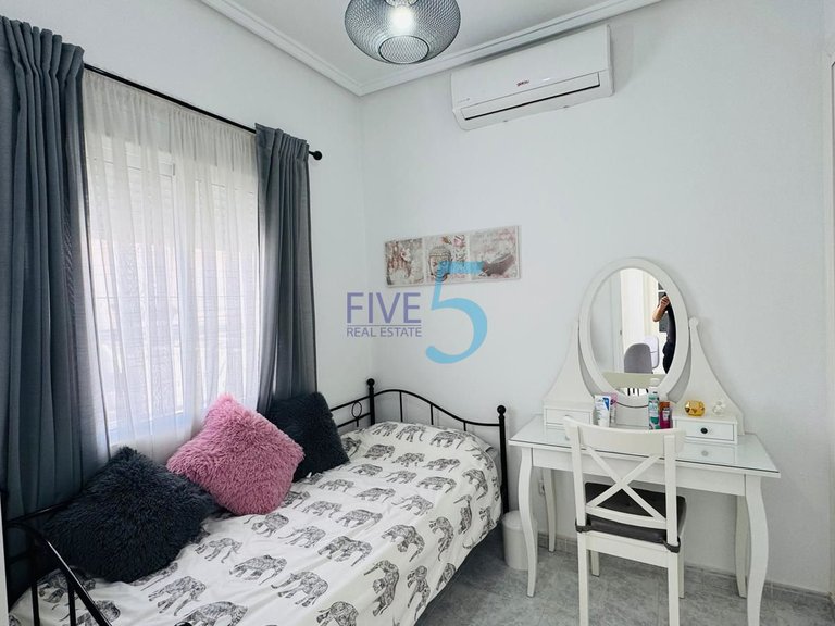 Villa for Sale in Alicante, Valencia 13