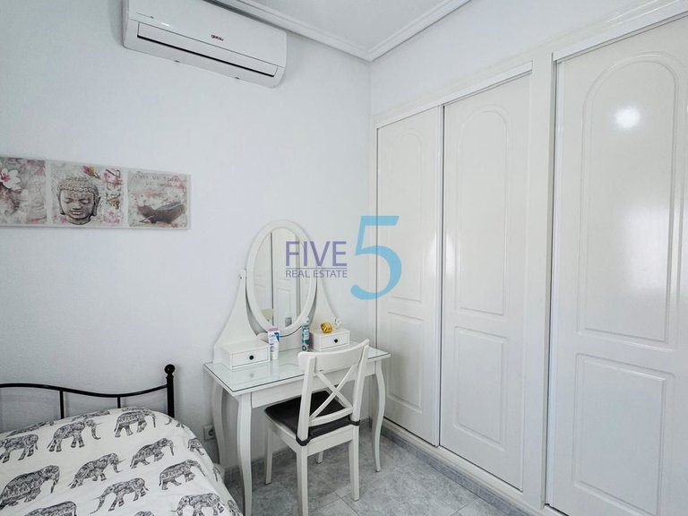Villa for Sale in Alicante, Valencia 14