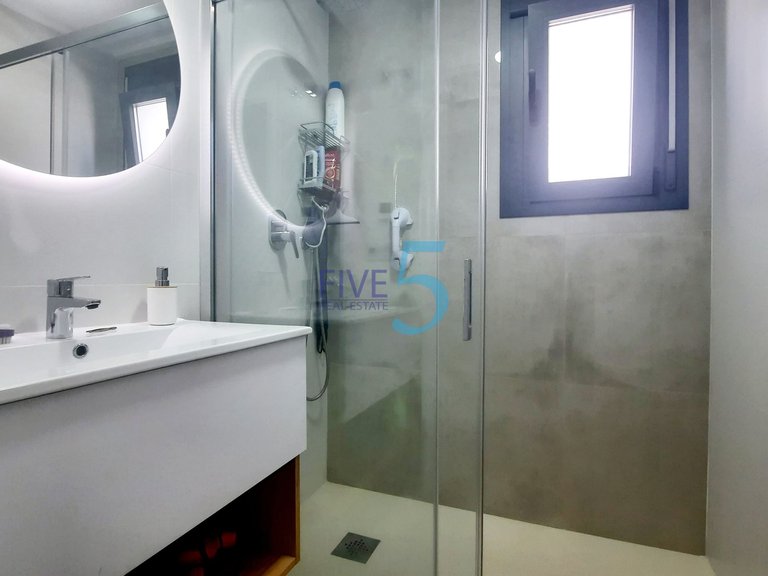 Apartment for Sale in Alicante, Valencia 25