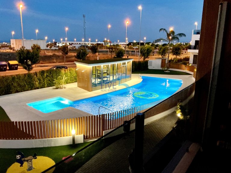 Apartment for Sale in Alicante, Valencia 2