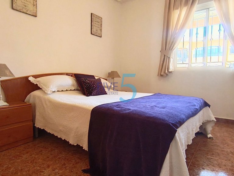 Apartment for Sale in Alicante, Valencia 21