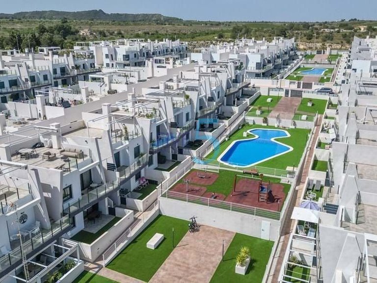 Apartment for Sale in Alicante, Valencia 2