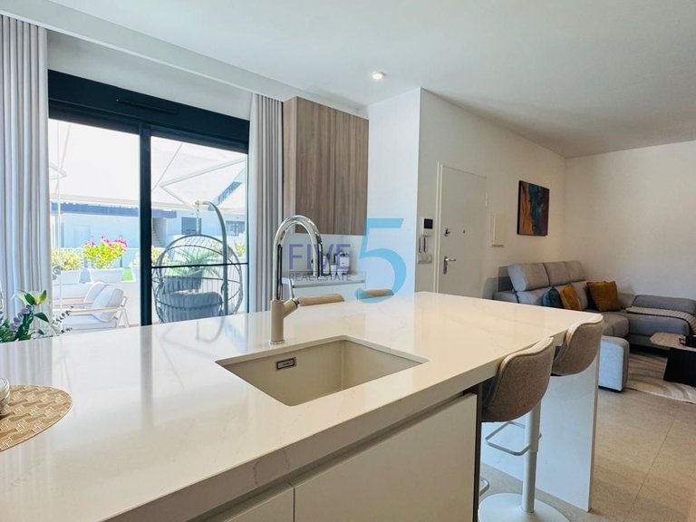 Apartment for Sale in Alicante, Valencia 8
