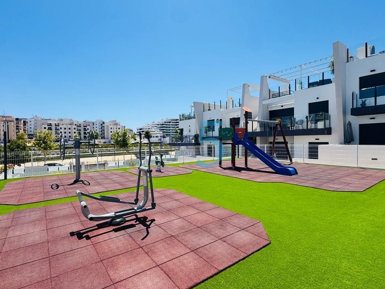 Apartment for Sale in Alicante, Valencia 28