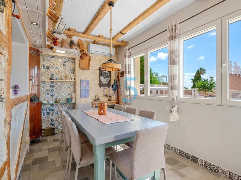 Villa for Sale in Alicante, Valencia 21