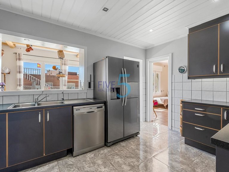 Villa for Sale in Alicante, Valencia 19