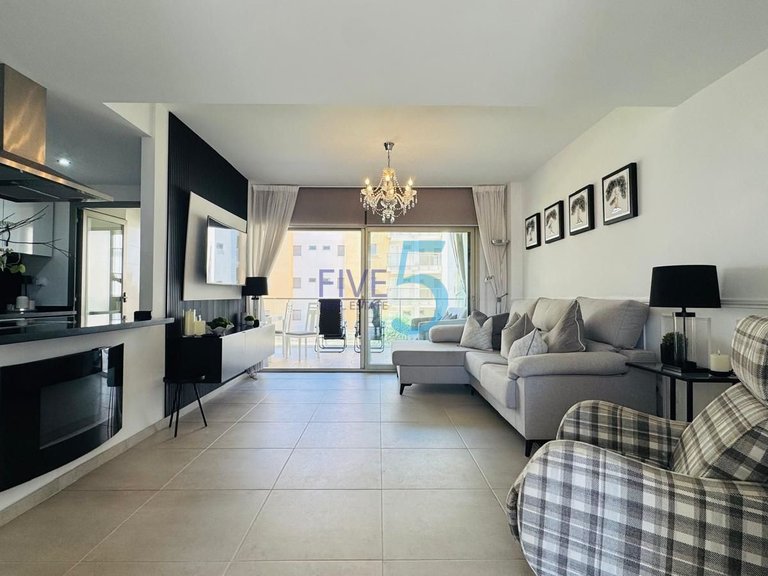 Apartment for Sale in Alicante, Valencia 11