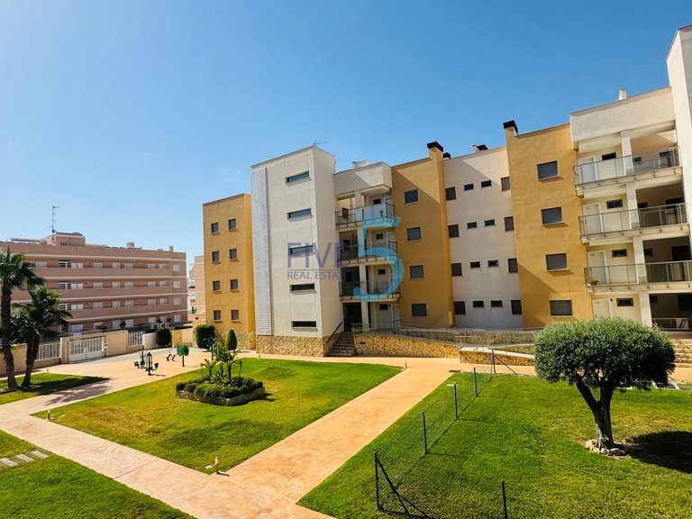 Apartment for Sale in Alicante, Valencia 28