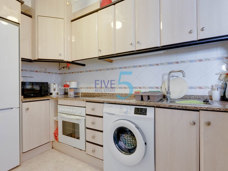 Apartment for Sale in Alicante, Valencia 9