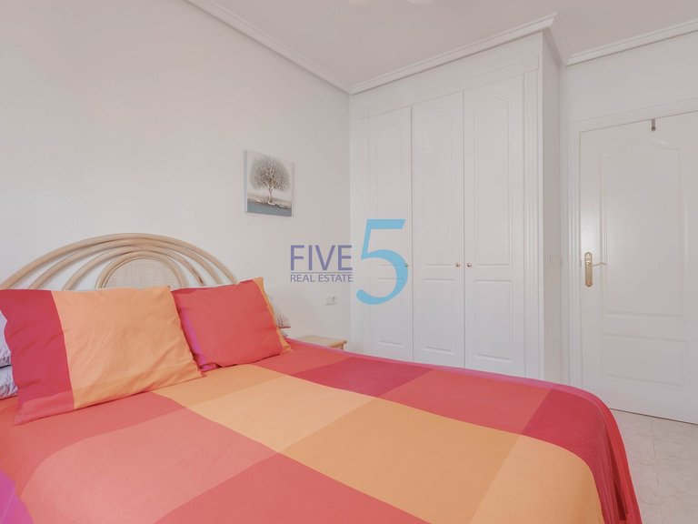 Apartment for Sale in Alicante, Valencia 12