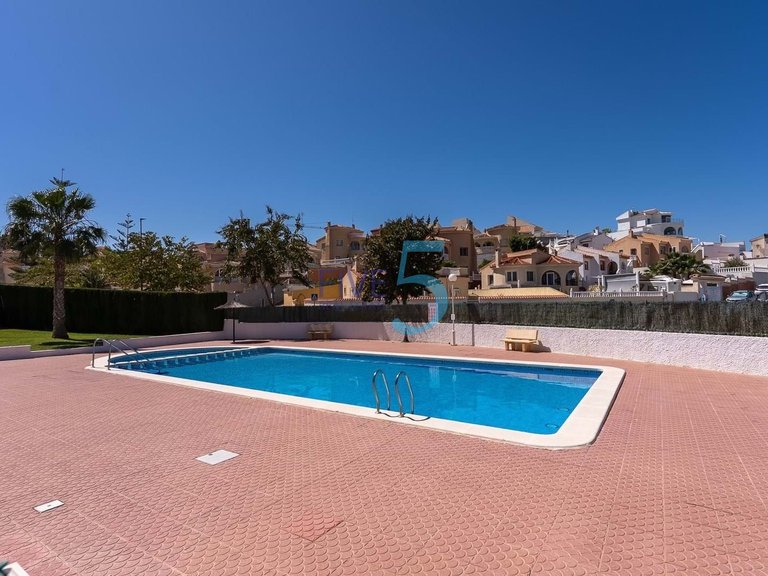 Apartment for Sale in Alicante, Valencia 25