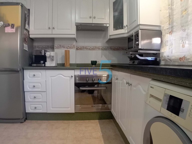 Apartment for Sale in Alicante, Valencia 5