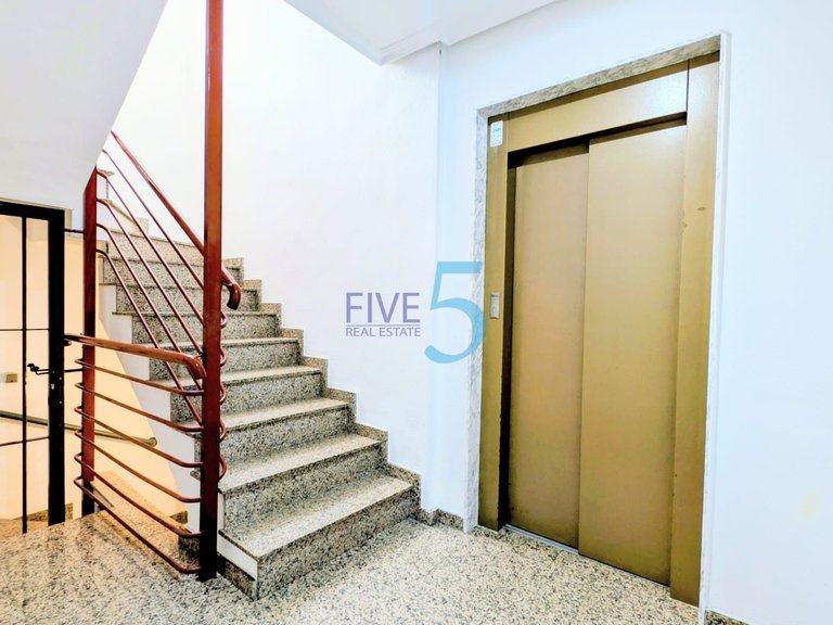 Apartment for Sale in Alicante, Valencia 18