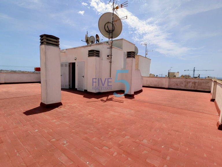 Apartment for Sale in Alicante, Valencia 15