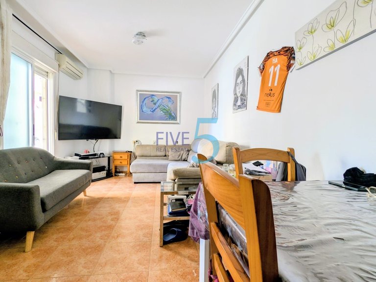Apartment for Sale in Alicante, Valencia 2