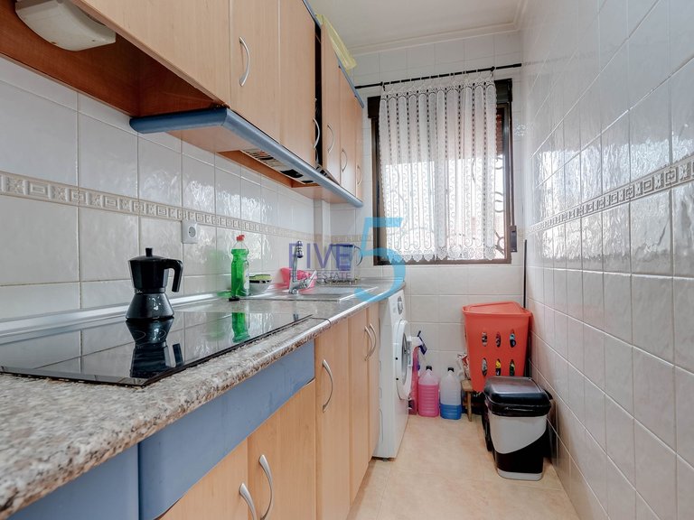 Apartment for Sale in Alicante, Valencia 9