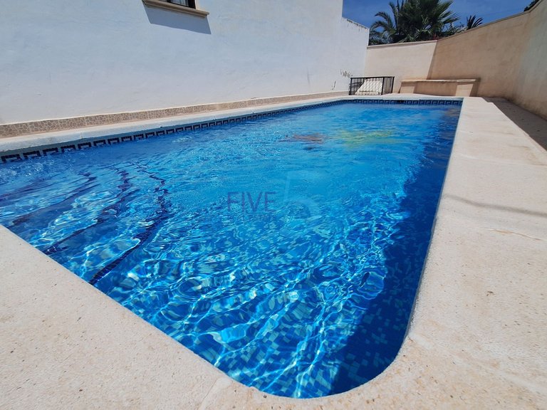Apartment for Sale in Alicante, Valencia 3