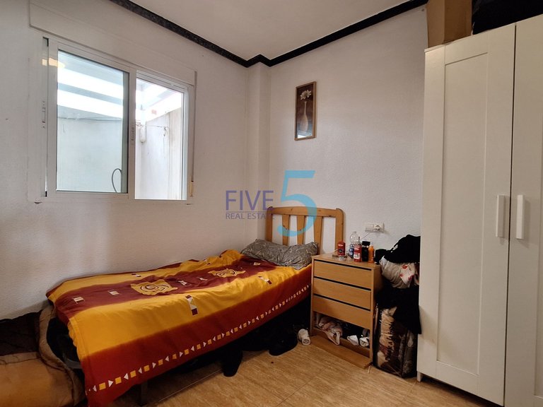 Apartment for Sale in Alicante, Valencia 17