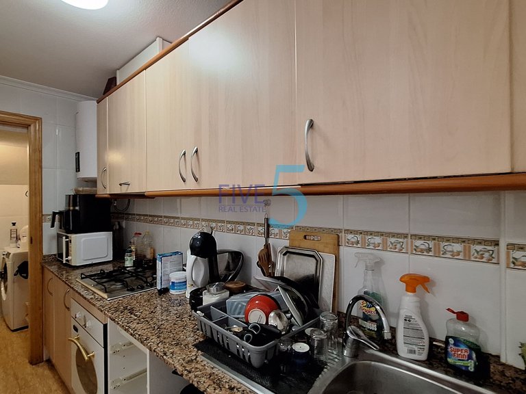 Apartment for Sale in Alicante, Valencia 11