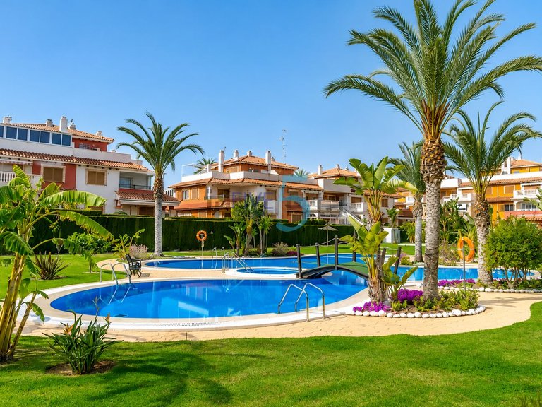 Apartment for Sale in Alicante, Valencia 2