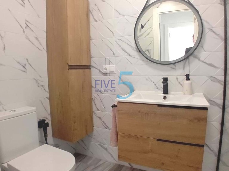 Apartment for Sale in Alicante, Valencia 9