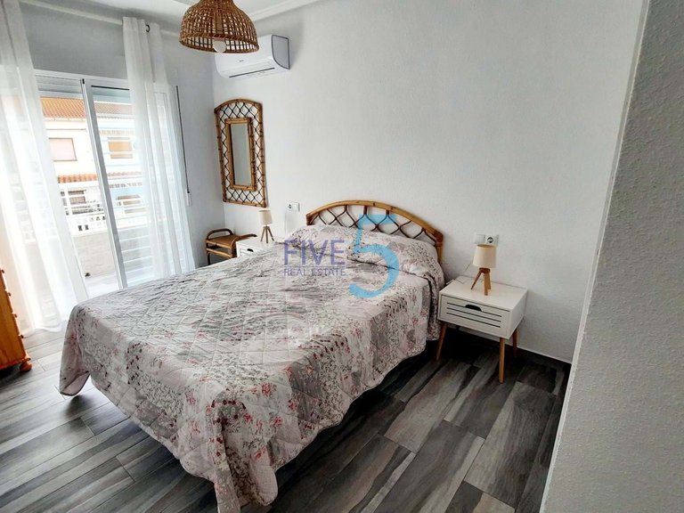Apartment for Sale in Alicante, Valencia 11