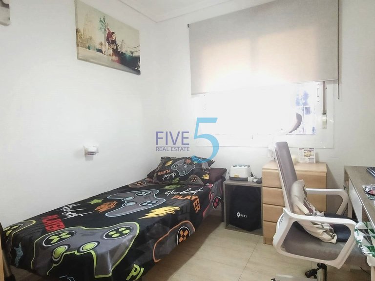 Apartment for Sale in Alicante, Valencia 12