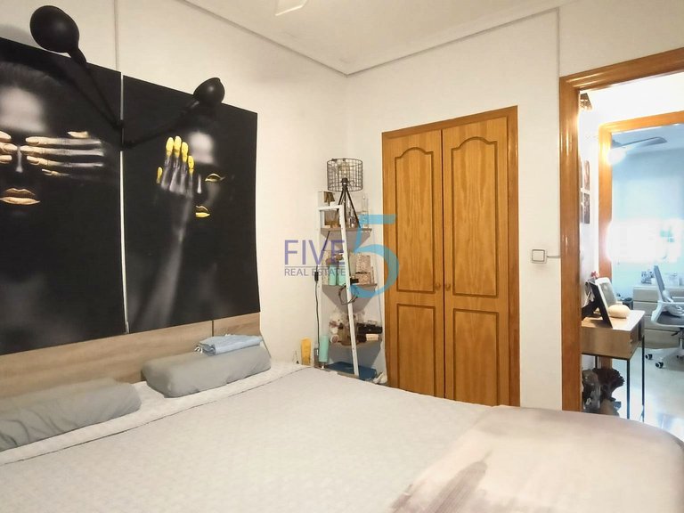 Apartment for Sale in Alicante, Valencia 10