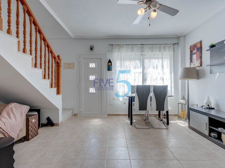 Villa for Sale in Alicante, Valencia 6