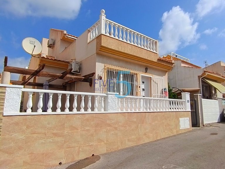 Villa for Sale in Alicante, Valencia 27