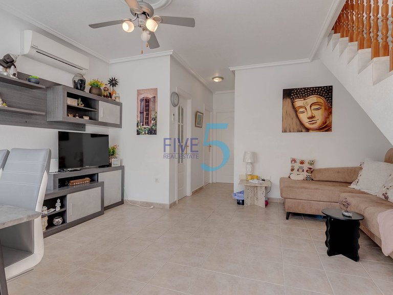 Villa for Sale in Alicante, Valencia 4