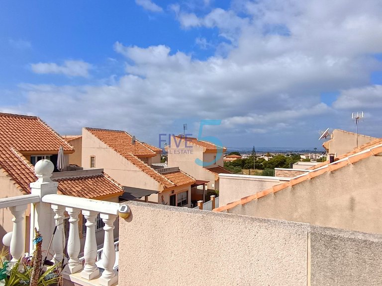 Villa for Sale in Alicante, Valencia 22