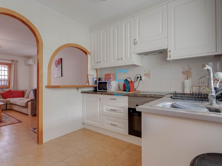 Villa for Sale in Alicante, Valencia 14