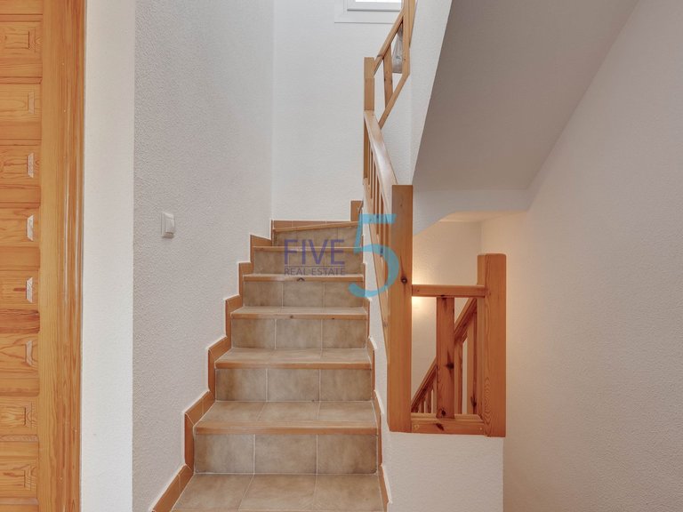 Villa for Sale in Alicante, Valencia 23