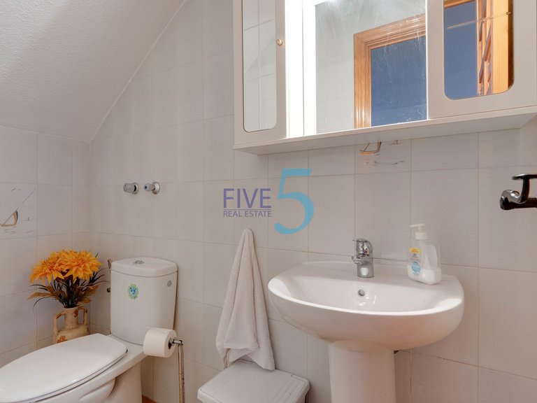 Villa for Sale in Alicante, Valencia 22