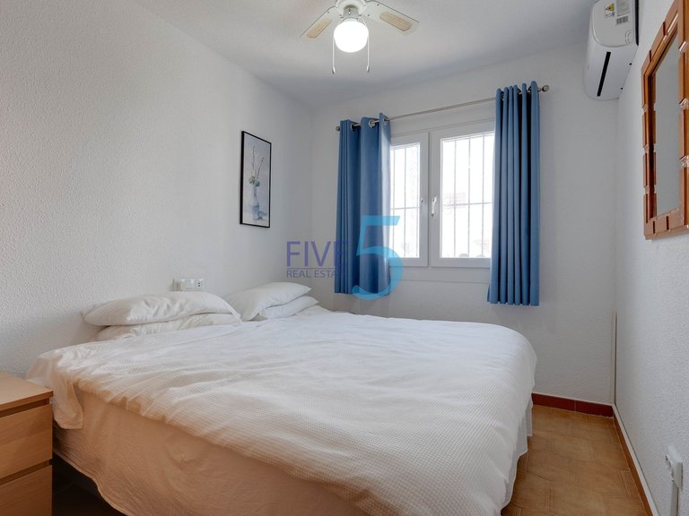 Villa for Sale in Alicante, Valencia 20